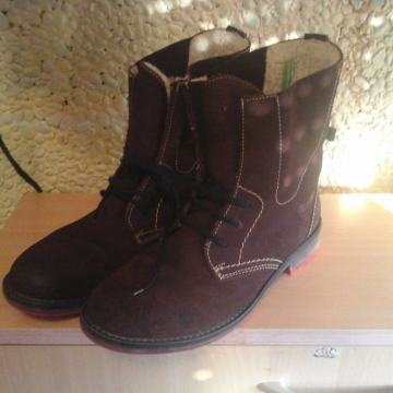 Tamaris br.39 kožne kvalitetne postavljene čizmice kao nove