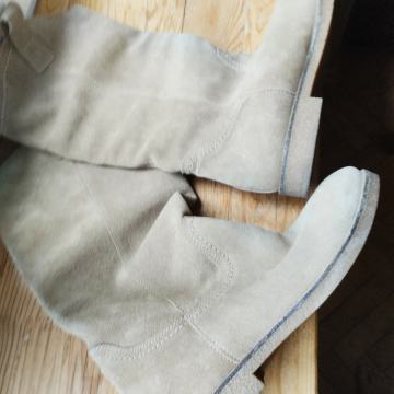 Bež antilop čizme broj 40