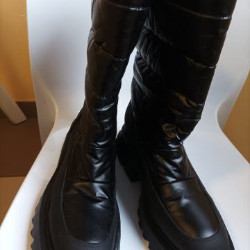 BUCMASTE CRNE ČIZME 41