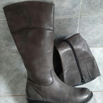 "Caprice" sive čizme od prave kože, kvalitetne, br.38