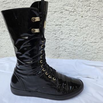 akcija Cesare Paciotti ženske  čizme prava koža EUR 38