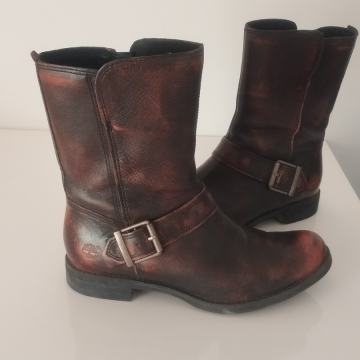 Cipele TIMBERLAND Vel.38.5  OČUVANO