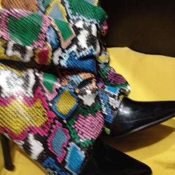 ČIZME -br.37-Vintage zmija uzorak-Maskare-Heloween