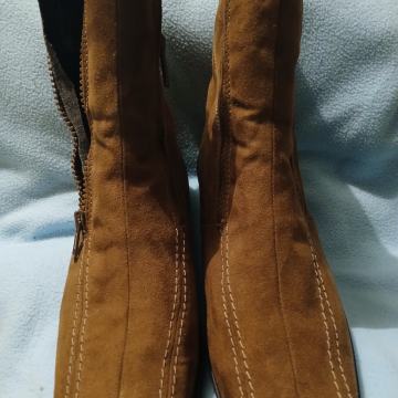 ČIZME br.39 s krznom-ROHDO-Novo