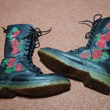 Čizme dr. Martens vel 38