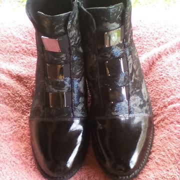 ČIZME GLEŽNJAČE-br.41