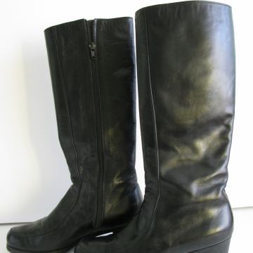 Čizme kožne, đon Continental, tabanište: 23 cm, odgovara broju 36.