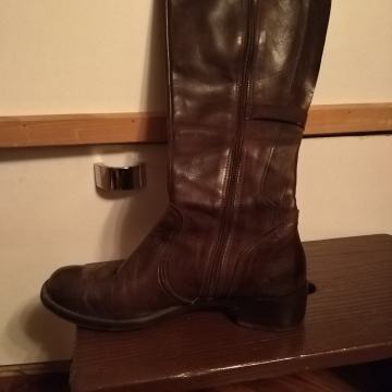 čižme smeđe kožne br.39