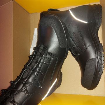 čizme ženske crne kožne, JELEN,  veličine 40