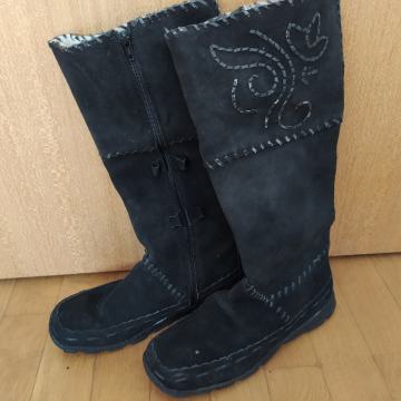 Čizme ženske  "Mox" br 40 prava koža nove