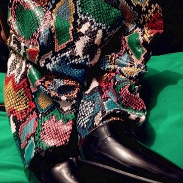 Cizmice br.37-Sarene zmija uzorak za maskare