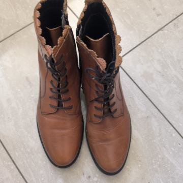 Čizmice kožne Liberto, elegantne