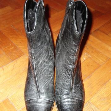 Čižmice ženske  niske 38