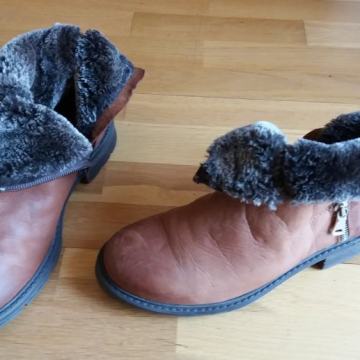 Creator kozne cizme br 37