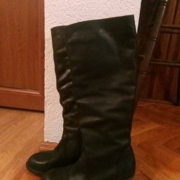 Crne kozne cizme, 39