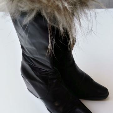 Crne kožne čizme puna peta sa krznom 38