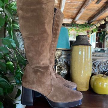 Di Nuovo Italy Wild kožne čizme veličina 39 Novo!