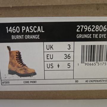 Dr. Martens gležnjače