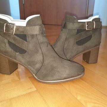 Ellie Goulding Star Collection smeđe gležnjače nove