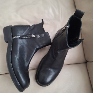 EVA LIGHT kozne cizme br 39