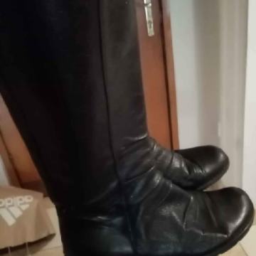 GAP br 39 kožne udobne kvalitetne čizmice