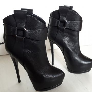 GIUSEPPE ZANOTTI ČIZMICE