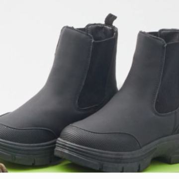 CRNE ČIZMICE BR. 36 i BR. 37 -  NOVO