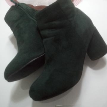 ZELENE GLEŽNJAČE BRUŠENE BR.37