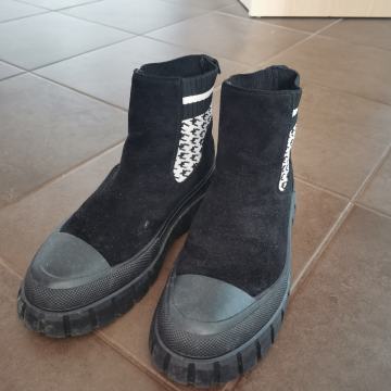 Ženske gležnjače/čizme