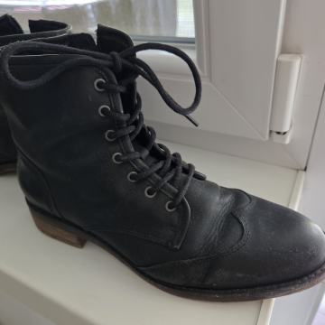 Gležnjače koža br 38