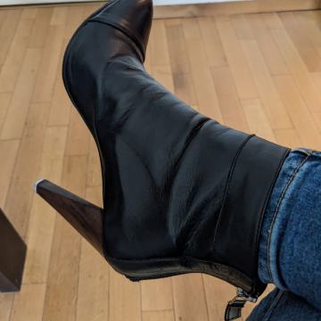 Gležnjače Zara br.40