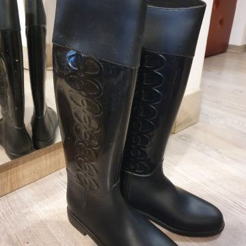 Gumeni čizme ispod koljena br.37. Novo