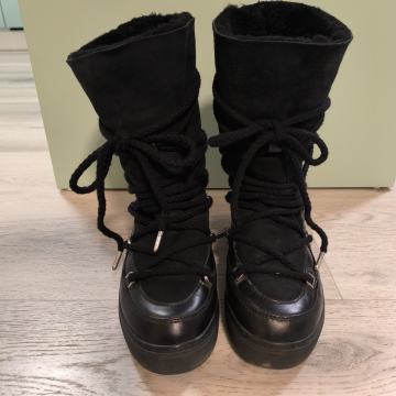 Inuikii čizme vel.40