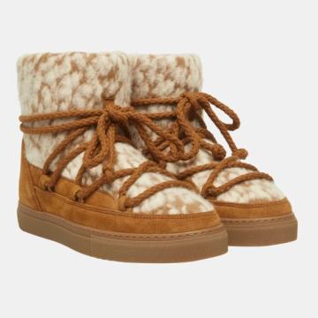 Inuikii nove čizmice u kutiji, jučer stigle, broj 40 (realna veličina)