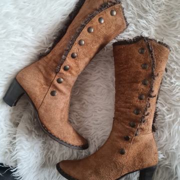 KAO NOVE kožne čizme br.36