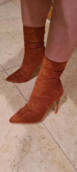 NOVE konjak gležnjače