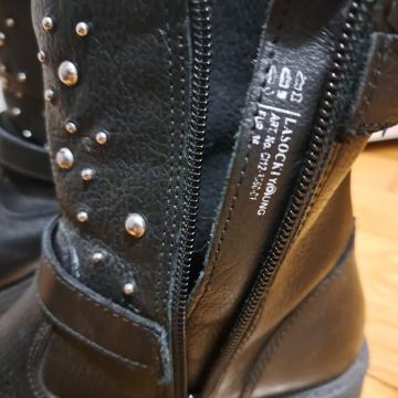 Kožne čizme broj 36