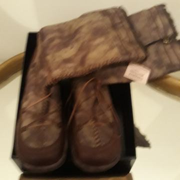 kožne čizme Cavalli br 40