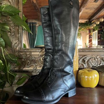 Kožne čizme marke Zendra u džokejskom stilu