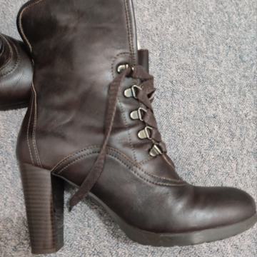 Kožne čizme Paar nove