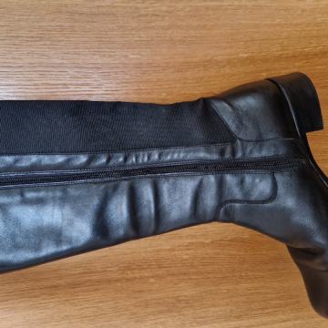 Kožne čizme visoke - Borovo