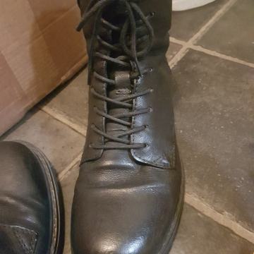 Kožne gležnjače 38