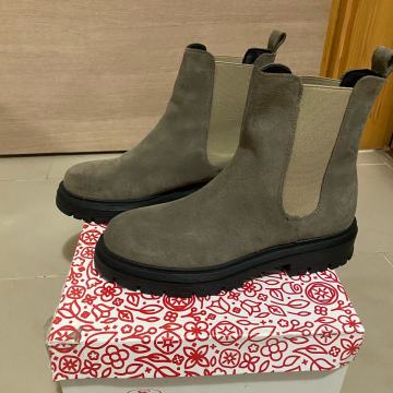 KOZNE GLEZNJACE NOVE 40 br