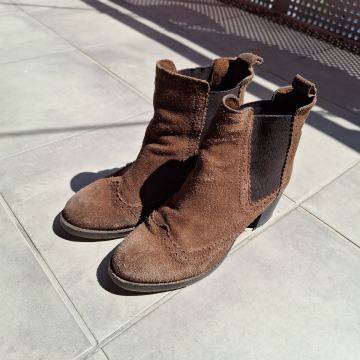 Kožne gleznjače broj 36