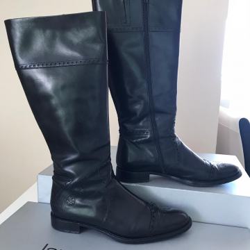 Kožne visoke crne čizme ODLIČNO STANJE 41
