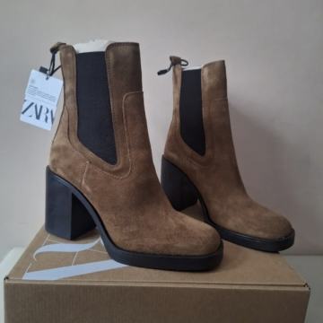 Nove kožne Zara cizme br.40