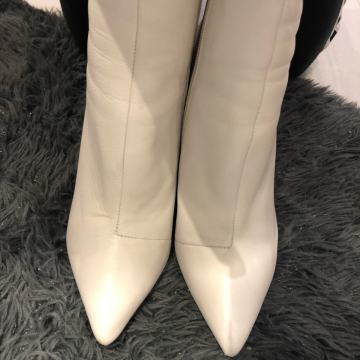 kurt geiger čizme gležnjače 36