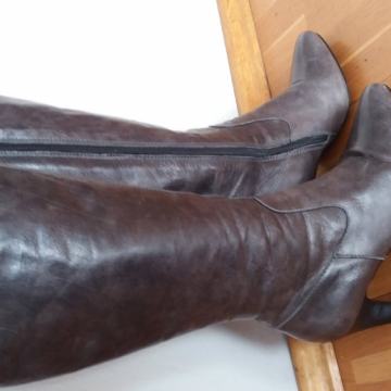 Kožne talijanske cizme br 39