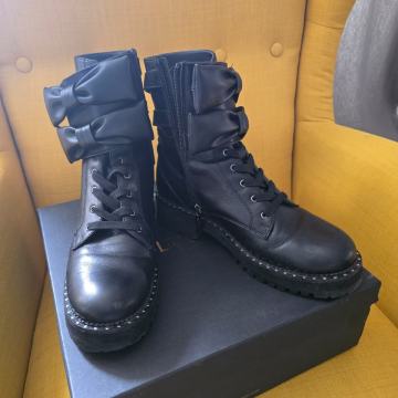 Liu jo gležnjače original 40