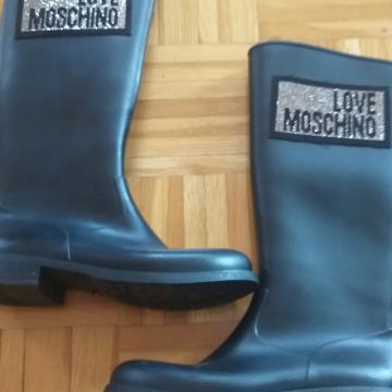 LOVE Moschino čizme 39